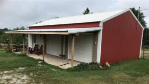 Residential painting,commercial painting,exterior painting,interior painting,metal barn roof painting,springfield,buffalo,bolivar,Lebanon,painting contractor buffalo mo,painting contractor,paint contractor,metal roof painting,metal roof painting buffalo mo,barn roof painting,painting contractor southwest missouri,farm and ranch buildings,galvanized metal